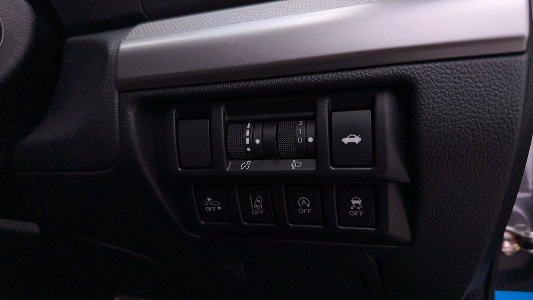 2020 Subaru Liberty 2.5i AWD, Automatic, 72220 km, Utility Switches/Buttons