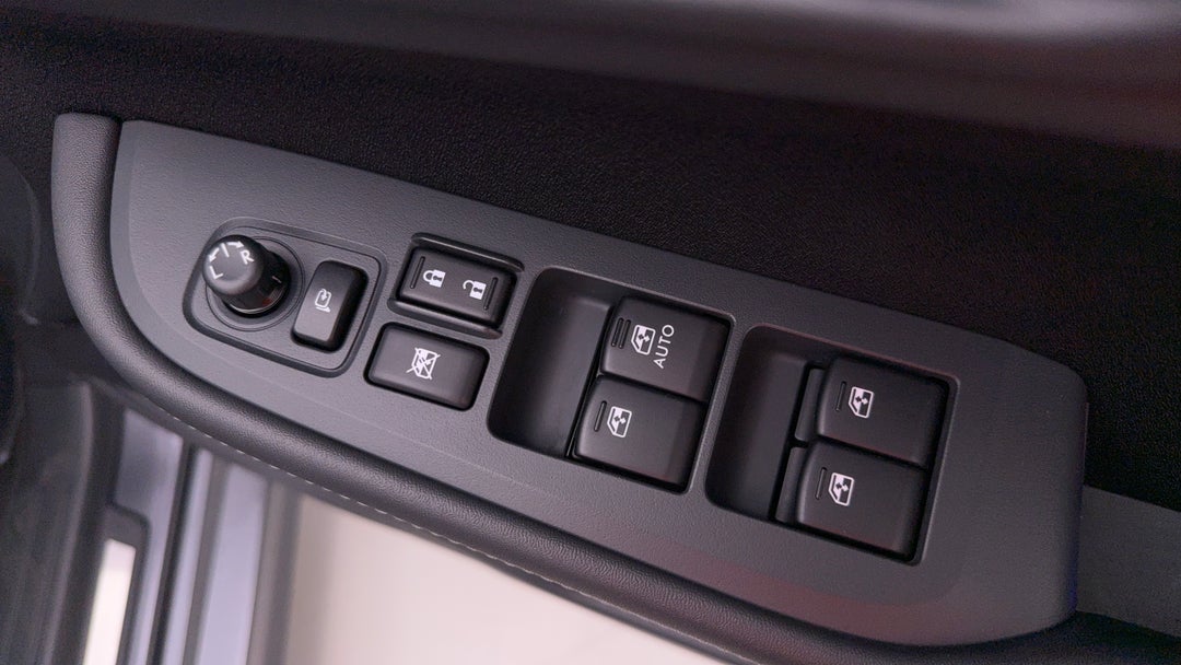 2020 Subaru Liberty 2.5i AWD, Automatic, 72220 km, Drivers Side Door Panel Controls