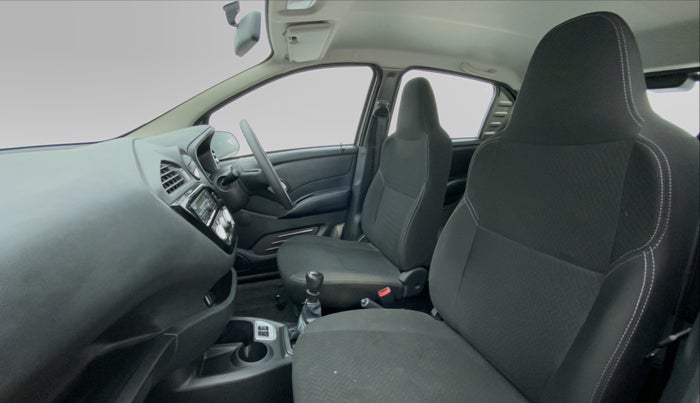 2018 Datsun Redi Go 1.0 T(O), Petrol, Manual, 16,682 km, Right Side Front Door Cabin