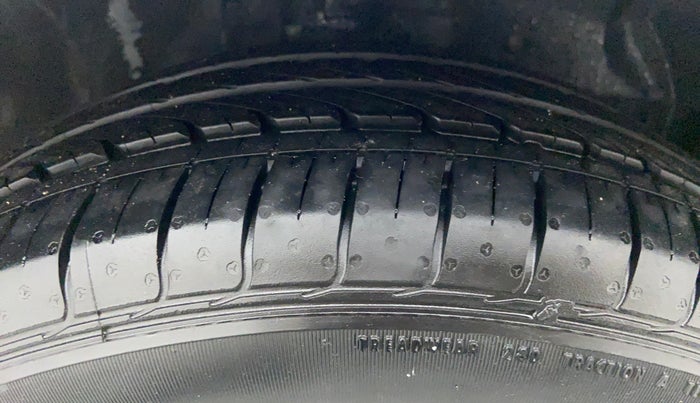 2013 Honda City V MT PETROL, Petrol, Manual, 44,119 km, Right Front Tyre Tread