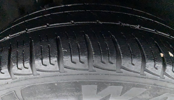 2019 Maruti Vitara Brezza VDI, Diesel, Manual, 56,918 km, Right Rear Tyre Tread