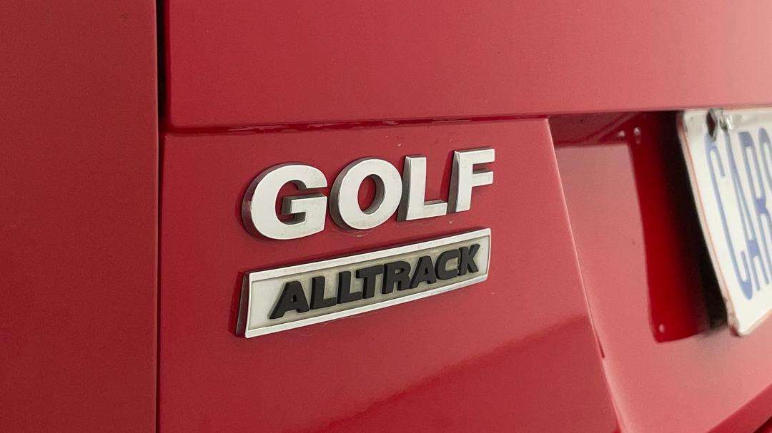 2016 Volkswagen Golf Alltrack 132 Tsi, Automatic, 122584 km, Badge (Boot Left Side)
