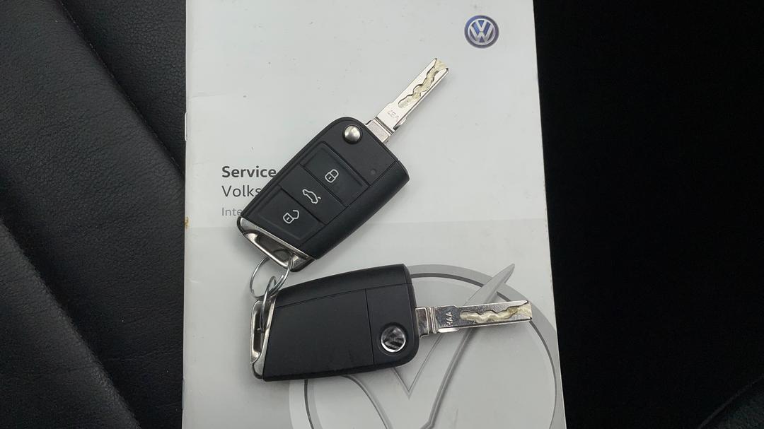 2016 Volkswagen Golf Alltrack 132 Tsi, Automatic, 122584 km, Key Close-up