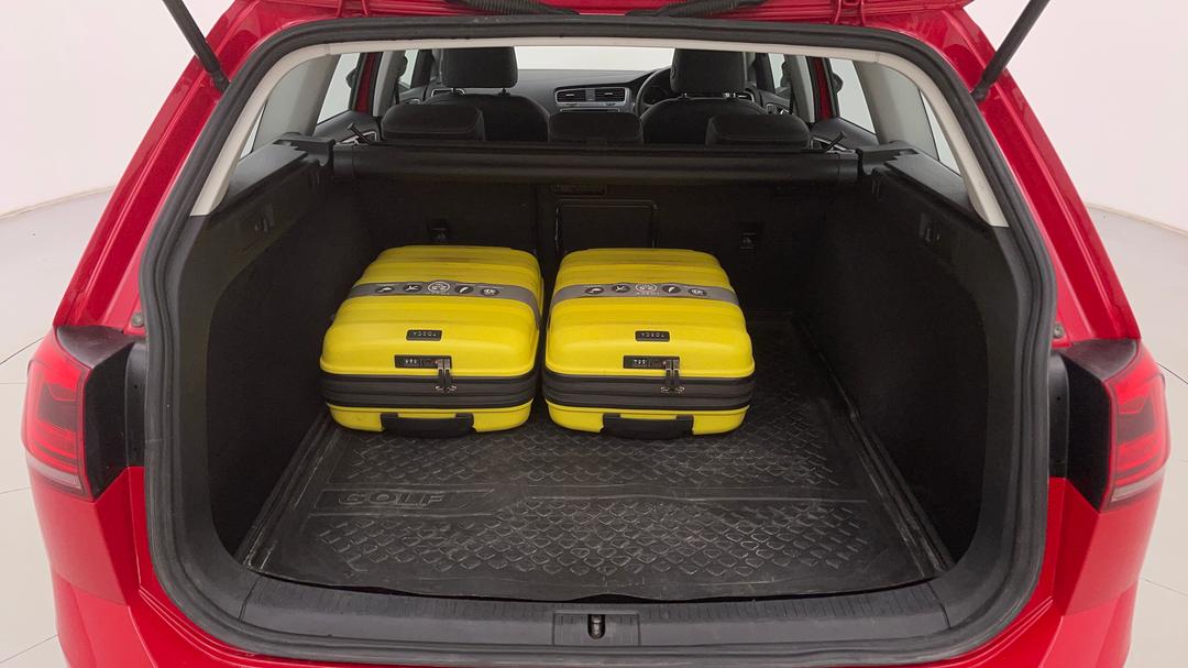 2016 Volkswagen Golf Alltrack 132 Tsi, Automatic, 122584 km, Boot Inside View with Luggage