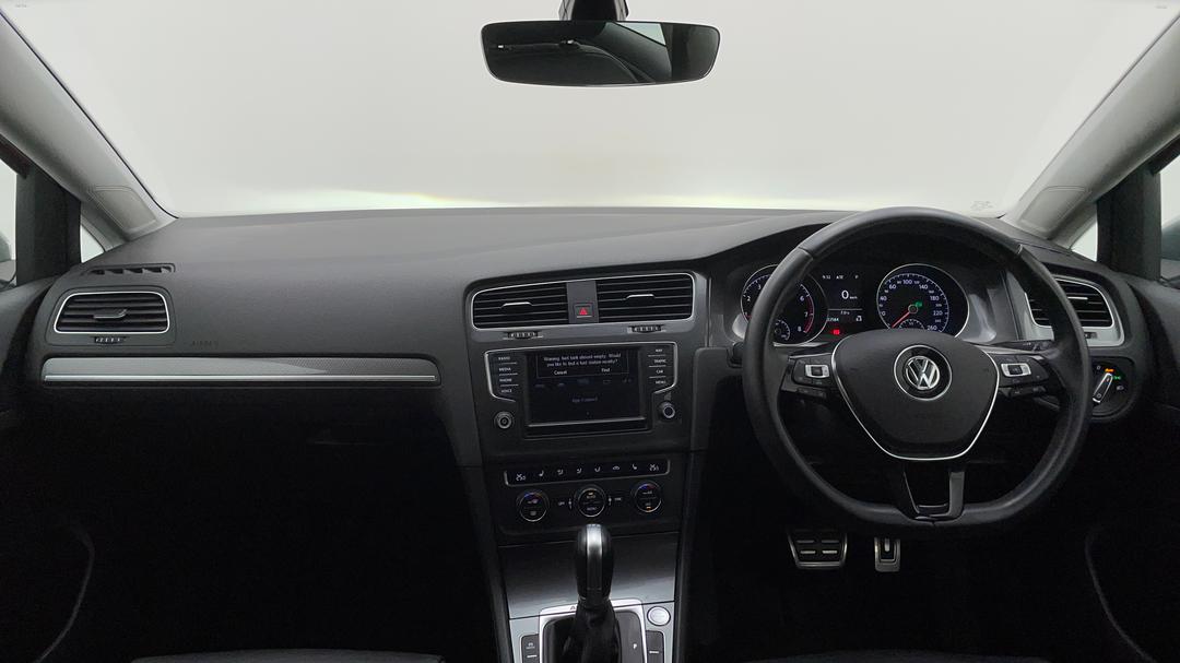 2016 Volkswagen Golf Alltrack 132 Tsi, Automatic, 122584 km, Dashboard View