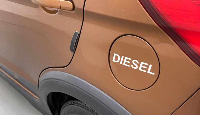 2019 Ford FREESTYLE TITANIUM 1.5 DIESEL, Diesel, Manual, 60,765 km, Left quarter panel - Slightly dented
