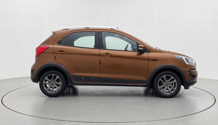 2019 Ford FREESTYLE TITANIUM 1.5 DIESEL, Diesel, Manual, 60,765 km, Right Side View