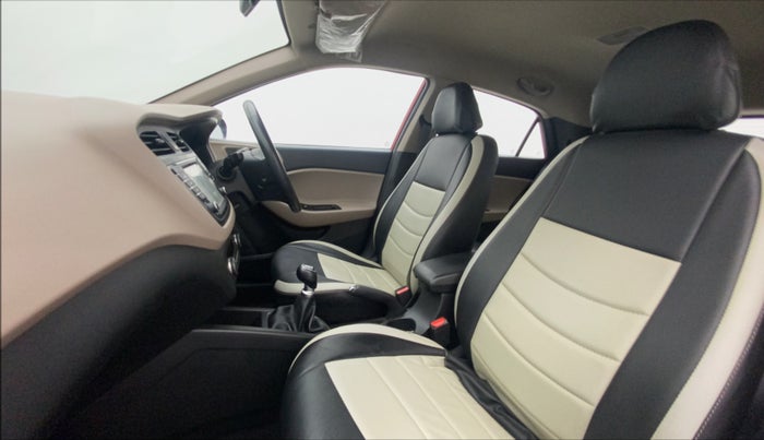 2016 Hyundai Elite i20 ASTA 1.2, Petrol, Manual, 17,389 km, Right Side Front Door Cabin