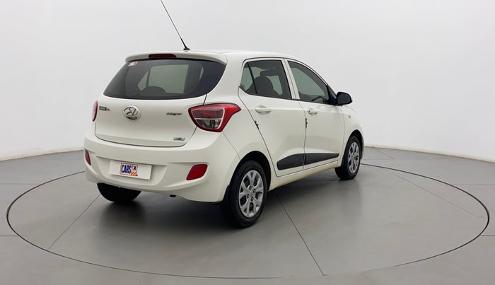 2016 Hyundai Grand i10 MAGNA 1.2 KAPPA VTVT, Petrol, Manual, 22,836 km, Right Back Diagonal