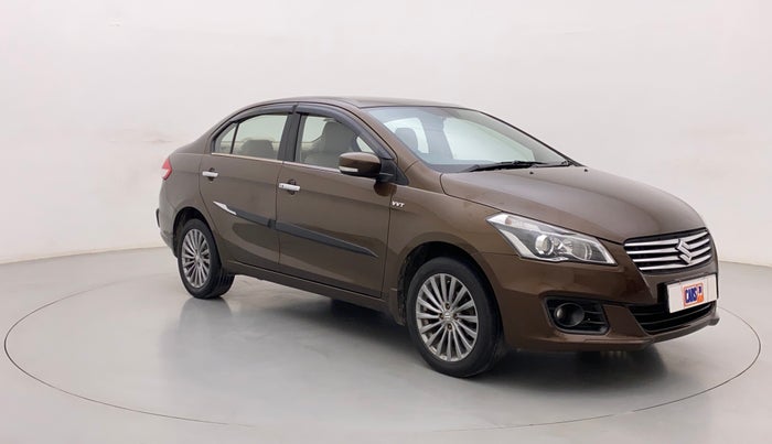 2015 Maruti Ciaz ZXI+, Petrol, Manual, 1,04,650 km, Right Front Diagonal