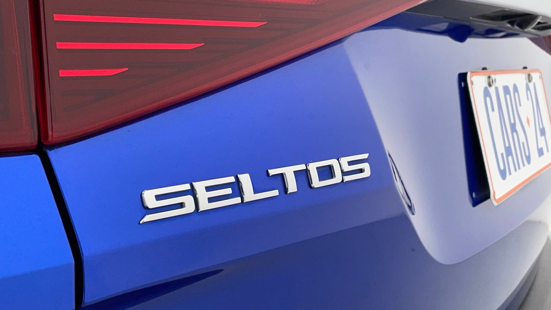 Badge (Boot Left Side)