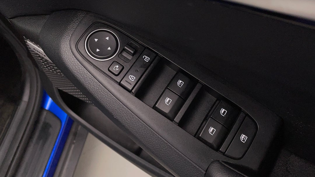 Drivers Side Door Panel Controls
