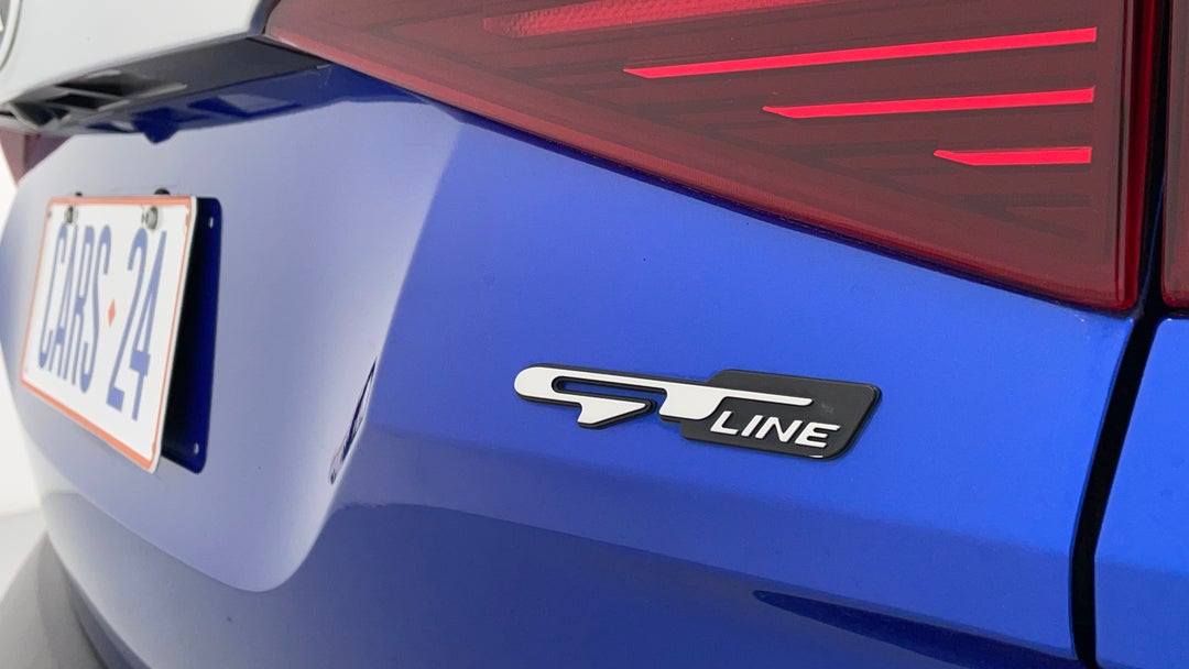 Badge (Boot Right Side)