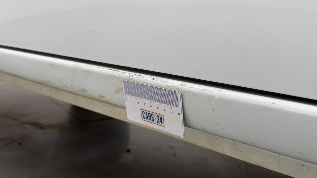 Doors Front RHS Scuff