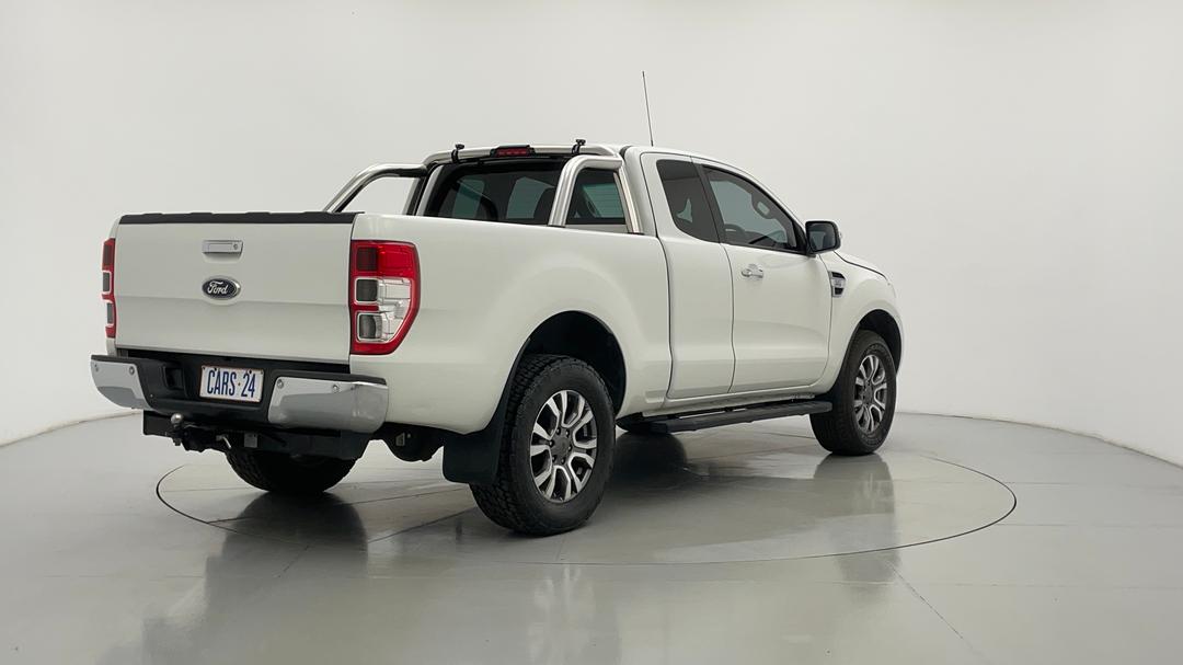 2015 Ford Ranger Xlt 3.2 (4x4), Automatic, 69861 km, Right Back Diagonal (45- Degree) View