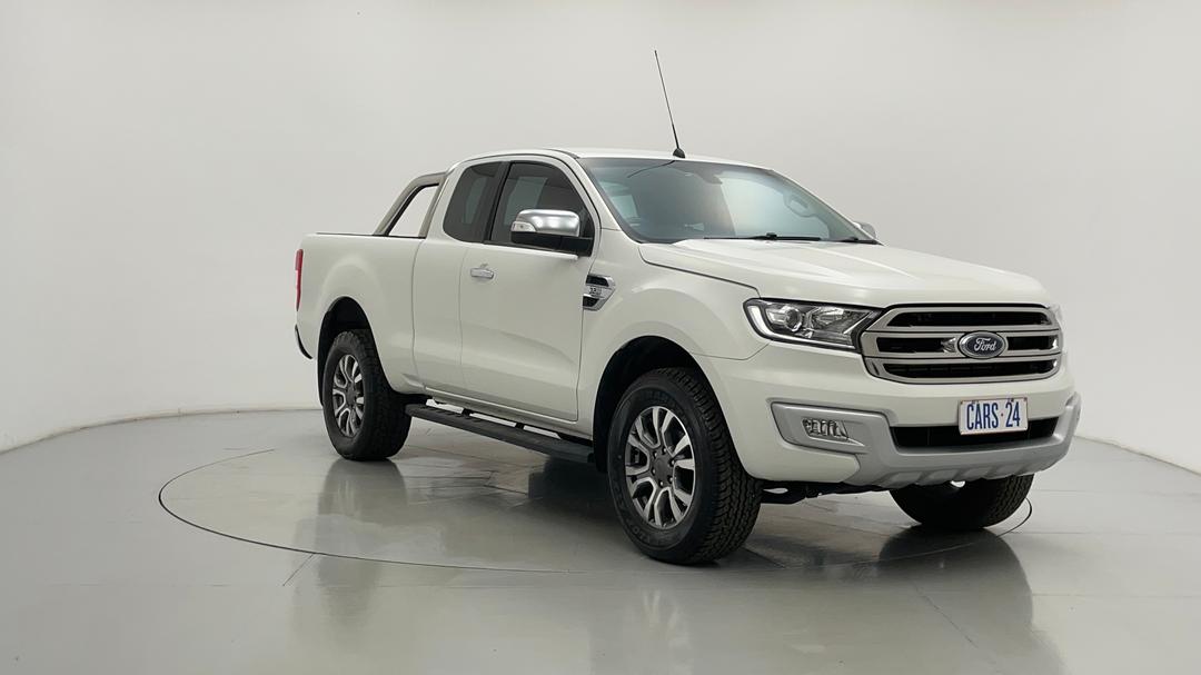 2015 Ford Ranger Xlt 3.2 (4x4), Automatic, 69861 km, Right Front Diagonal (45- Degree) View