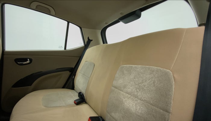 2012 Hyundai i10 MAGNA 1.2 KAPPA2, Petrol, Manual, 39,140 km, Right Side Rear Door Cabin