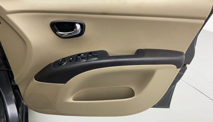 2012 Hyundai i10 MAGNA 1.2 KAPPA2, Petrol, Manual, 39,140 km, Driver Side Door Panels Control