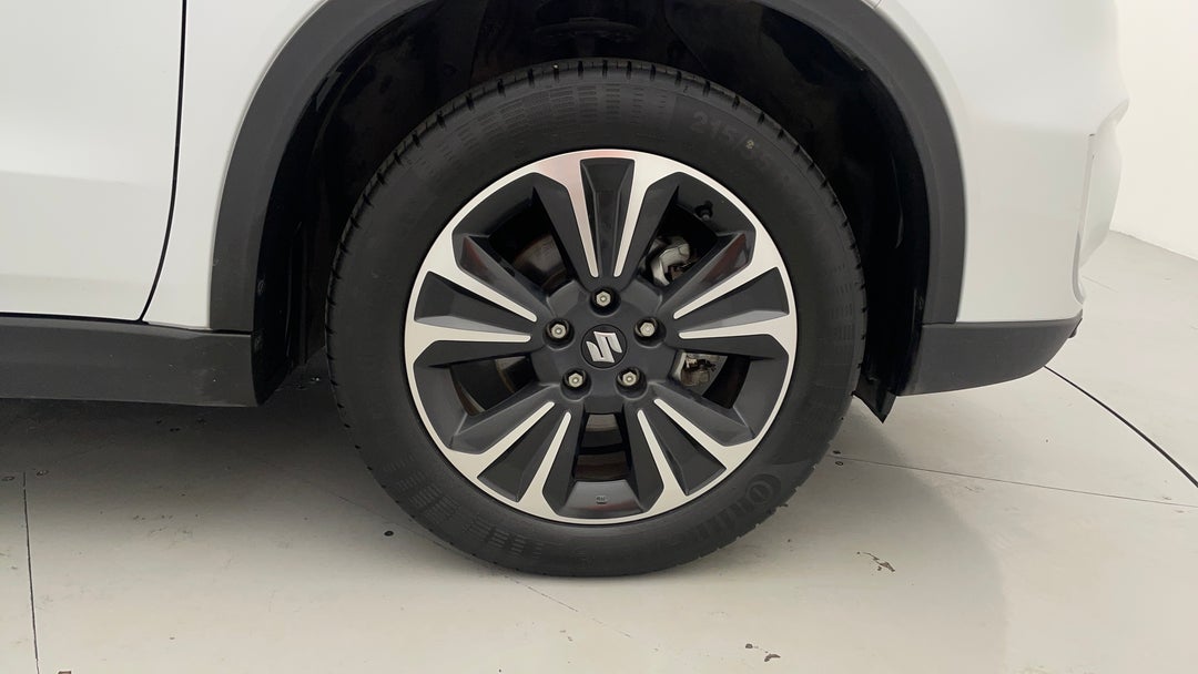 2022 Suzuki Vitara Turbo, Automatic, 59333 km, Right Front Wheel