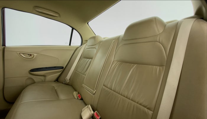 2016 Honda Amaze 1.2 SMT I VTEC, Petrol, Manual, 21,857 km, Right Side Rear Door Cabin
