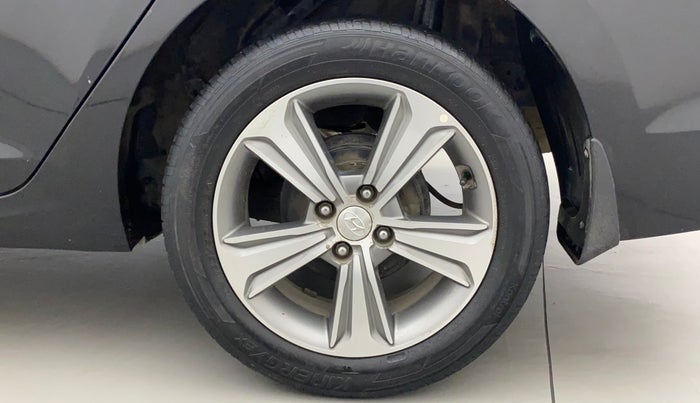 2018 Hyundai Verna 1.6 VTVT SX, Petrol, Manual, 63,026 km, Left Rear Wheel