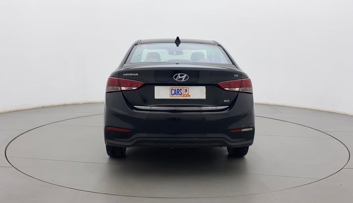2018 Hyundai Verna 1.6 VTVT SX, Petrol, Manual, 63,026 km, Back/Rear
