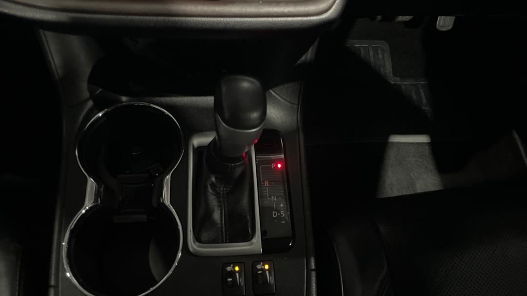 2019 Toyota Kluger Gxl (4x2), Automatic, 116151 km, Gear Lever 