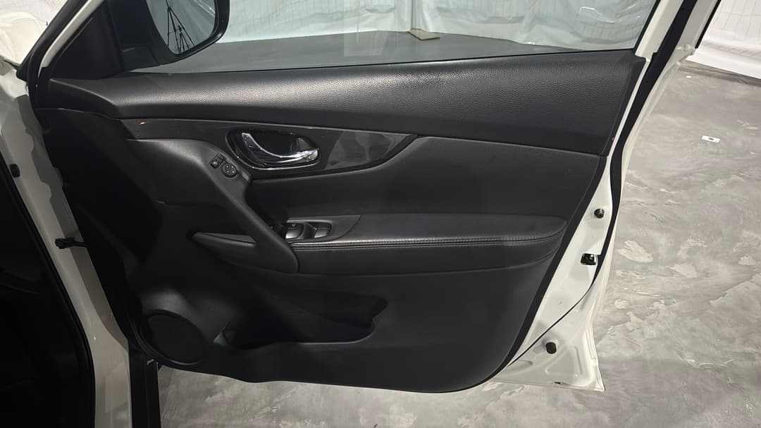 2022 Nissan X-trail St (4WD), Automatic, 50477 km, Speaker View