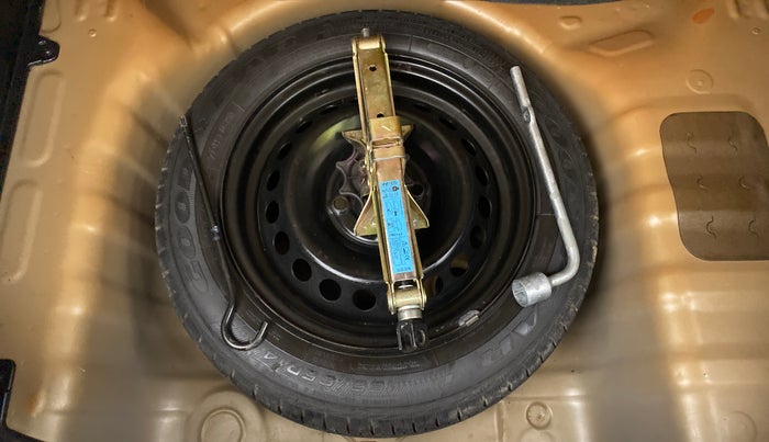 2016 Hyundai Grand i10 MAGNA 1.2 KAPPA VTVT, Petrol, Manual, 16,191 km, Spare Tyre