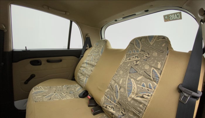 2011 Hyundai Santro Xing GLS, Petrol, Manual, 50,091 km, Right Side Rear Door Cabin