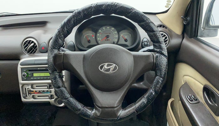 2011 Hyundai Santro Xing GLS, Petrol, Manual, 50,091 km, Steering Wheel Close Up