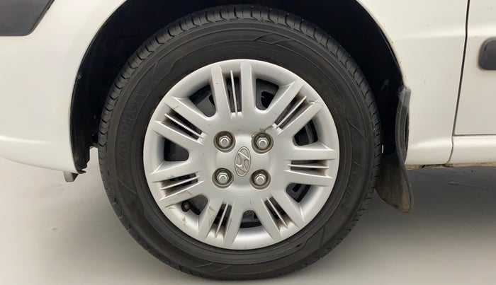 2011 Hyundai Santro Xing GLS, Petrol, Manual, 50,091 km, Left Front Wheel