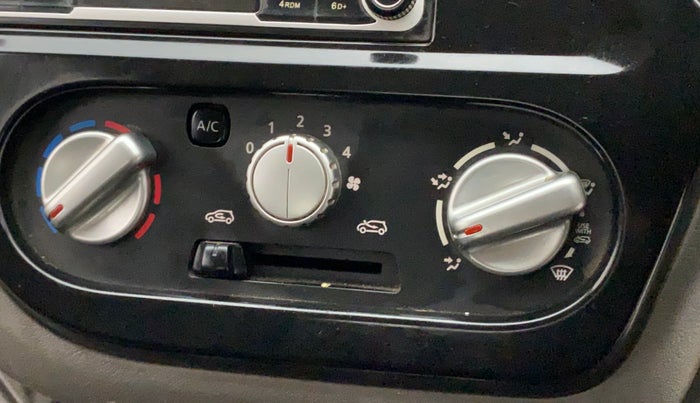 2016 Datsun Redi Go T (O), Petrol, Manual, 22,351 km, Dashboard - Air Re-circulation knob is not working