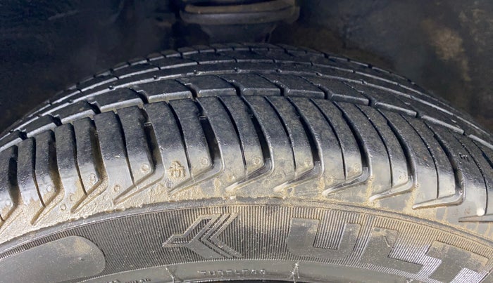 2015 Maruti Alto K10 VXI OPT, Petrol, Manual, 45,652 km, Right Front Tyre Tread