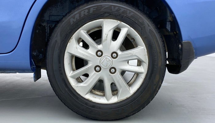 2014 Honda Amaze 1.5 VXMT I DTEC, Diesel, Manual, 76,440 km, Left Rear Wheel