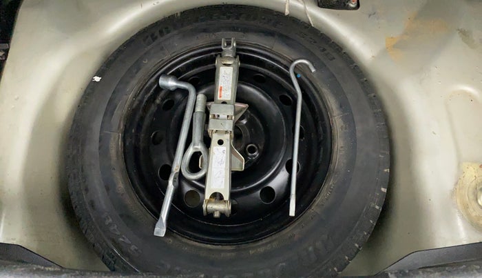 2014 Maruti Swift VXI D, Petrol, Manual, 83,133 km, Spare Tyre