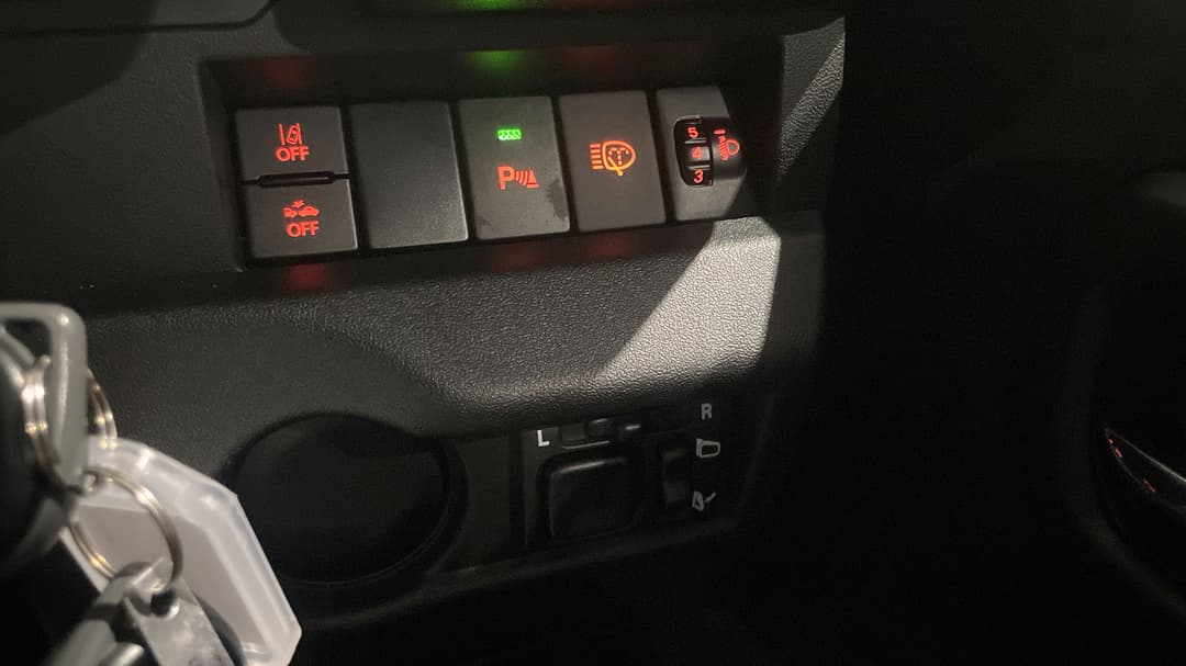2024 Suzuki Jimny Xl, Automatic, 14394 km, Utility Switches/Buttons