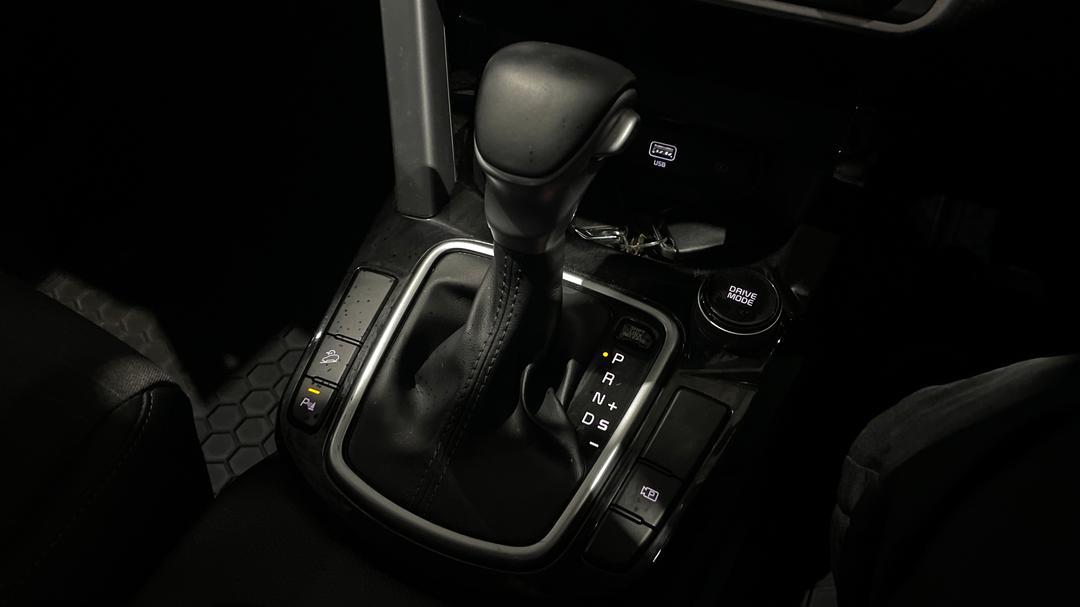 2022 Kia Seltos Sport+ (FWD), Automatic, 60272 km, Gear Lever 