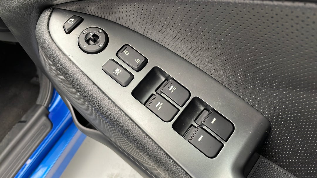 Drivers Side Door Panel Controls