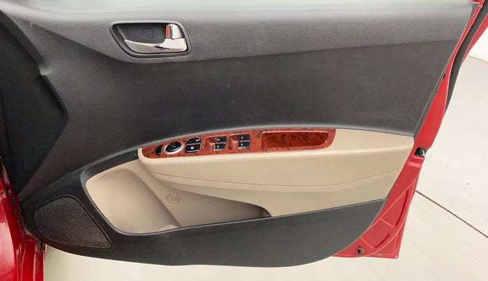 2014 Hyundai Xcent SX 1.2 (O), CNG, Manual, 80,125 km, Driver Side Door Panels Control