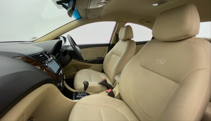 2017 Hyundai Verna FLUIDIC 1.6 VTVT SX AT, Petrol, Automatic, 51,063 km, Right Side Front Door Cabin