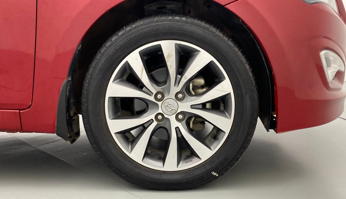 2017 Hyundai Verna FLUIDIC 1.6 VTVT SX AT, Petrol, Automatic, 51,063 km, Right Front Wheel