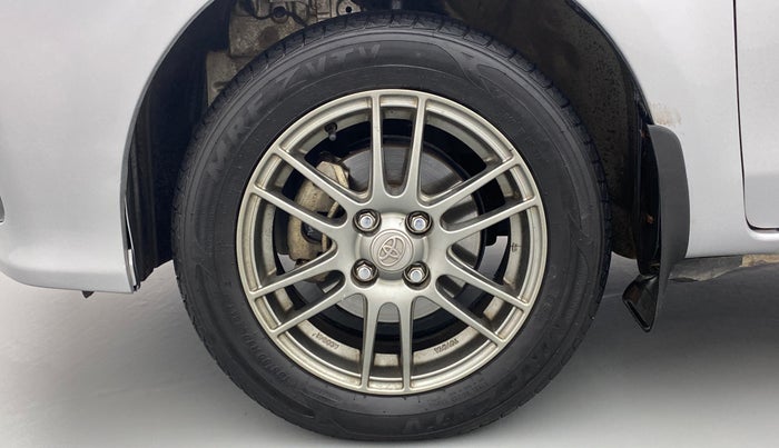 2017 Toyota Etios Liva VXD, Diesel, Manual, 32,469 km, Left Front Wheel