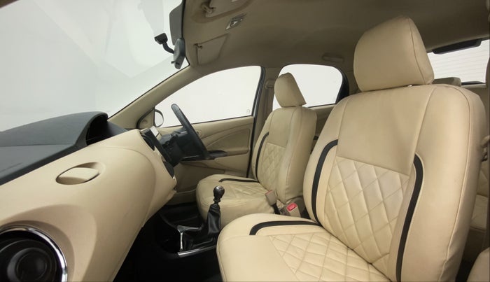2017 Toyota Etios Liva VXD, Diesel, Manual, 32,469 km, Right Side Front Door Cabin