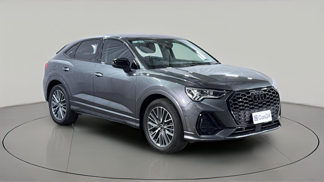 2021 Audi Q3 35 Tfsi S Line, Automatic, 54520 km, Right Front Diagonal (45- Degree) View