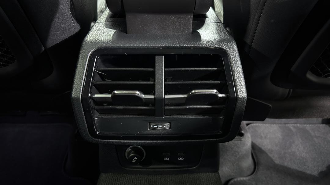 2021 Audi Q3 35 Tfsi S Line, Automatic, 54520 km, Rear A/C Vent