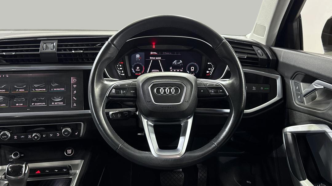 2021 Audi Q3 35 Tfsi S Line, Automatic, 54520 km, Steering Wheel Close-up