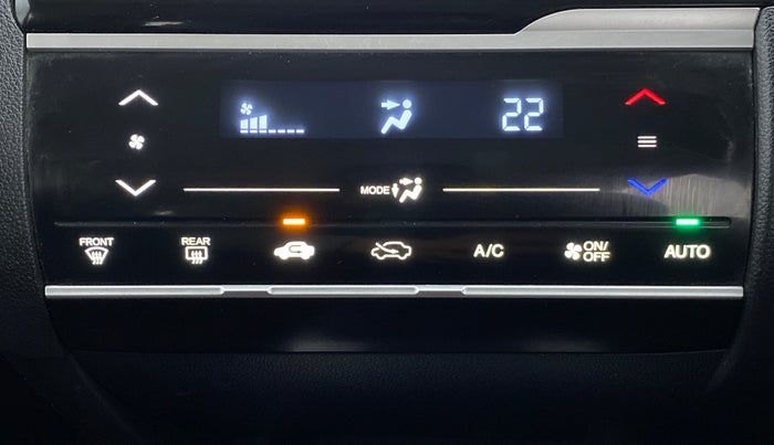 2016 Honda Jazz VX  1.2, Petrol, Manual, 29,949 km, Automatic Climate Control