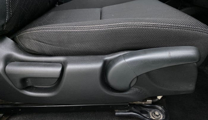 2016 Honda Jazz VX  1.2, Petrol, Manual, 29,949 km, Driver Side Adjustment Panel
