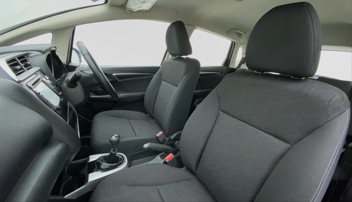 2016 Honda Jazz VX  1.2, Petrol, Manual, 29,949 km, Right Side Front Door Cabin View